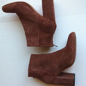 Freebird by Steven Booties